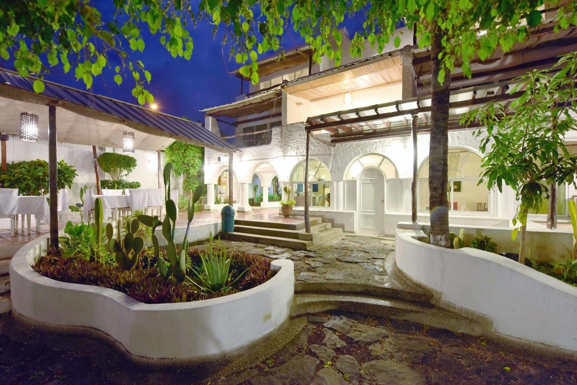 Casa Opuntia Bed & Breakfast Puerto Baquerizo Moreno Ngoại thất bức ảnh